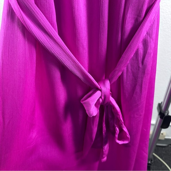 Trina Turk Women’s Elegant Purple Off-Shoulder Dress Size S - Picture 2 of 9